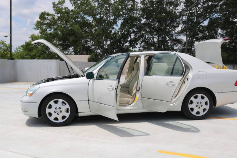 2001 Lexus LS 430