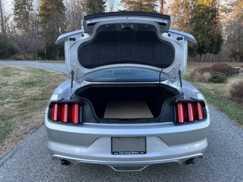 2015 Ford Mustang V6