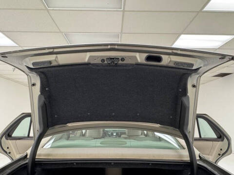 2010 Cadillac DTS Luxury Collection