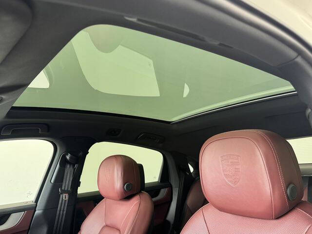 2025 Porsche Cayenne S Coupe