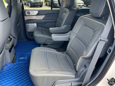 2020 Lincoln Navigator Black Label