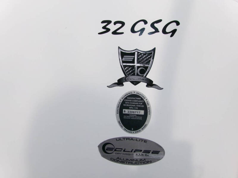 2014 Eclipse Attitude 32GSG