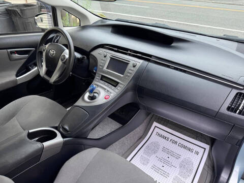 2013 Toyota Prius Three