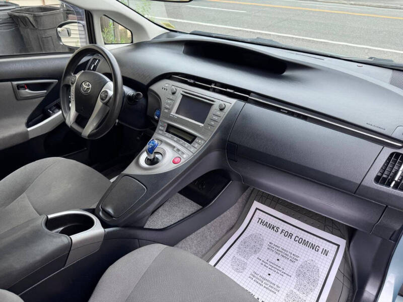 2013 Toyota Prius Three