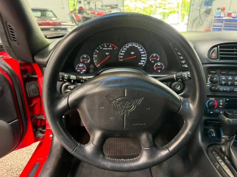 2004 Chevrolet Corvette