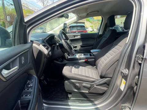 2023 Ford Edge SE