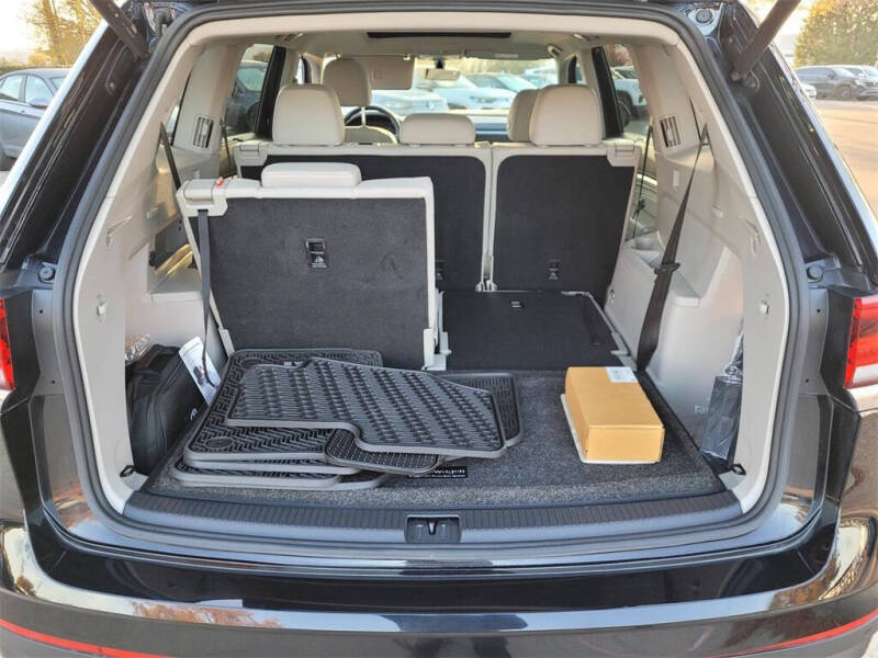 2023 Volkswagen Atlas V6 SE