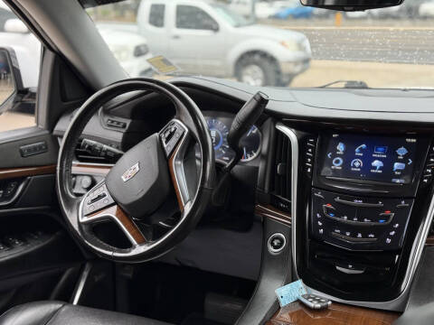 2020 Cadillac Escalade Luxury