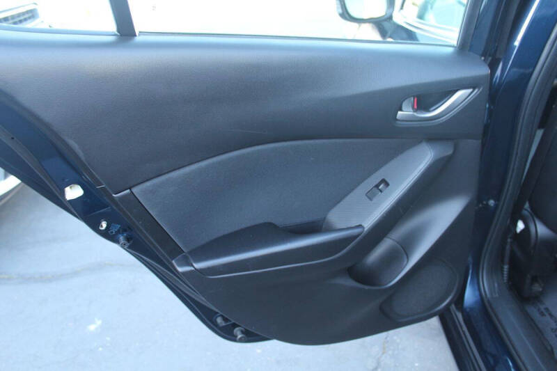 2014 Mazda MAZDA3 i Touring