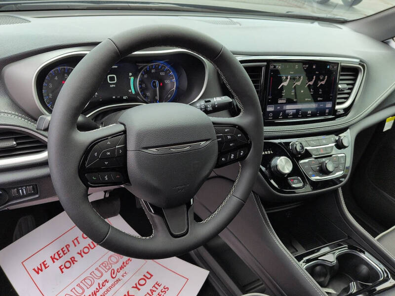2027 Chrysler Pacifica Limited