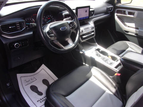 2024 Ford Explorer XLT