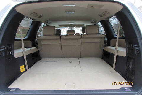 2013 Toyota Sequoia SR5
