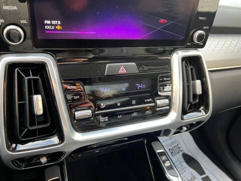 2022 Kia Sorento Plug-In Hybrid SX