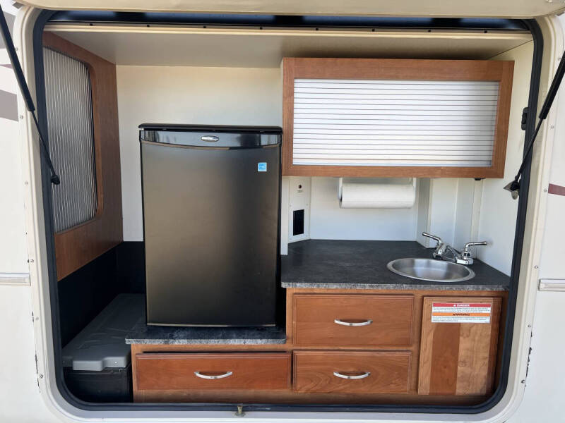 2017 Winnebago Vista 29VE