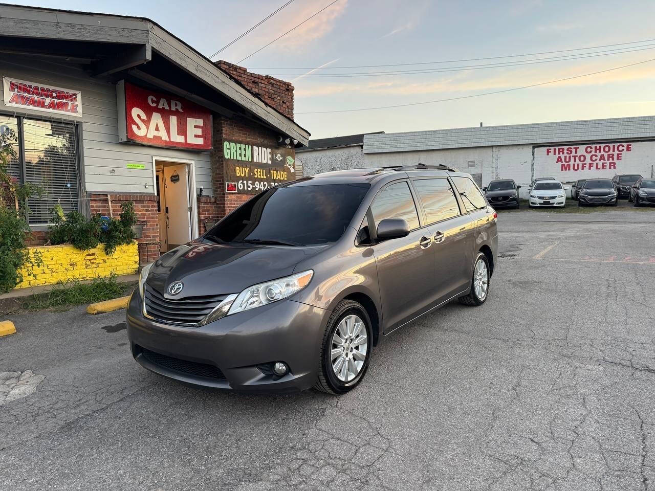 2013 Toyota Sienna for sale at Green Ride LLC in NASHVILLE, TN