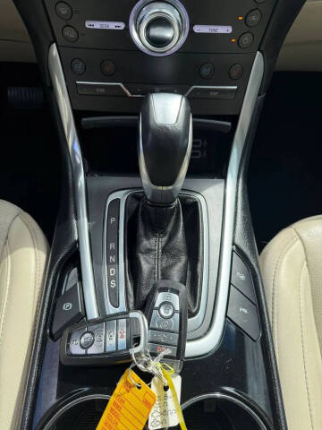 2017 Ford Edge Titanium
