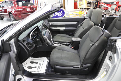 2011 Chrysler 200 Touring