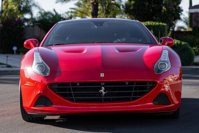 2015 Ferrari California T