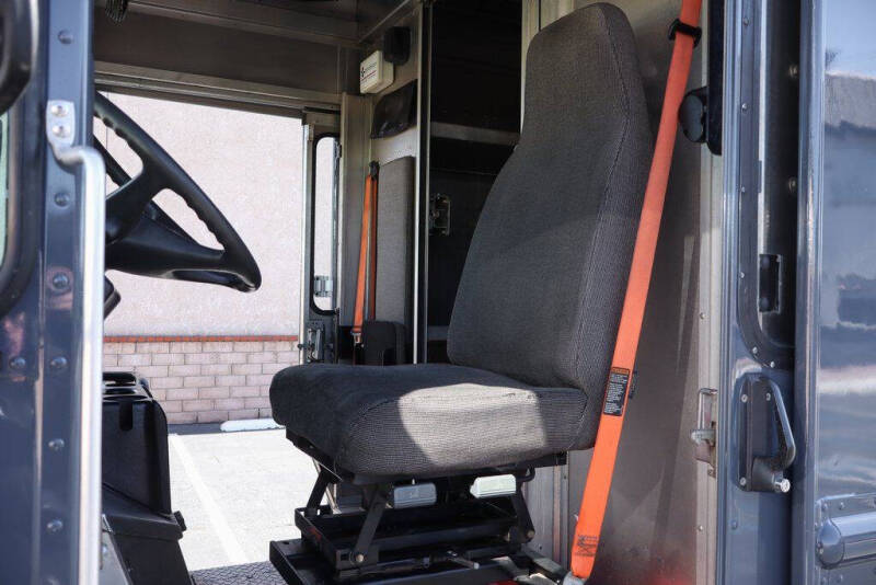 2020 Freightliner MT45 Chassis