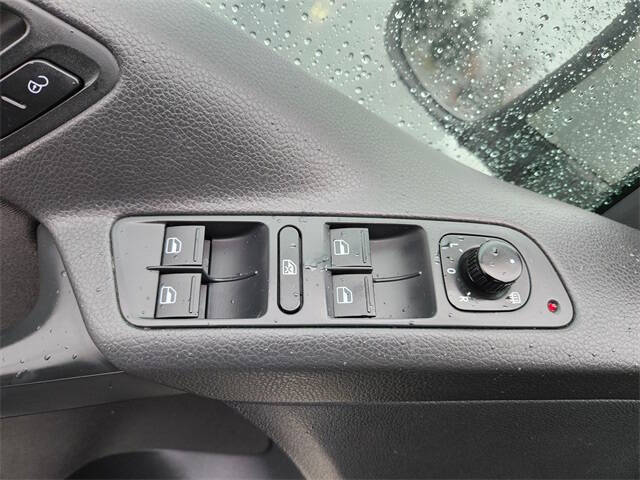 2011 Volkswagen Tiguan S