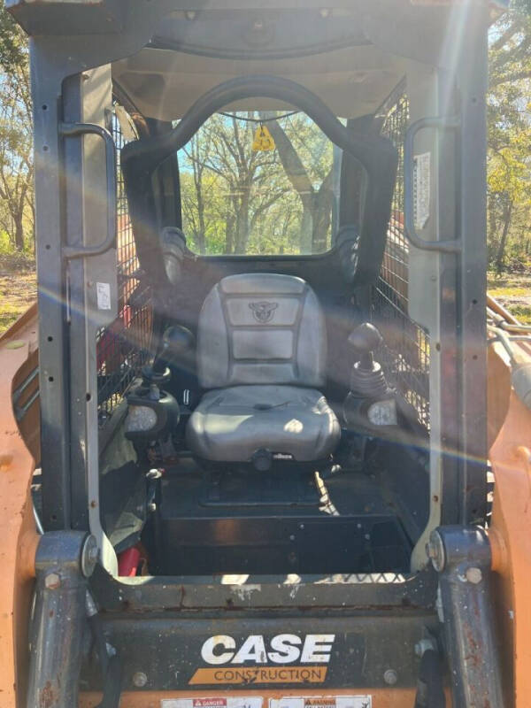 2018 Case IH  TR270 COMPACT TRACT LOADER