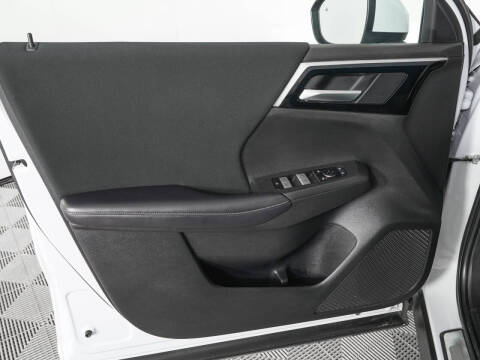 2023 Mitsubishi Outlander ES