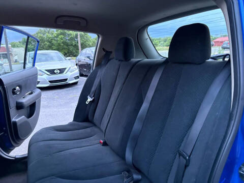 2011 Nissan Versa 1.8 S