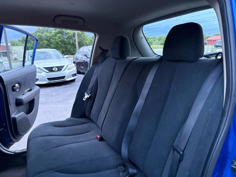 2011 Nissan Versa 1.8 S