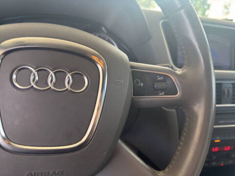 2012 Audi Q5 2.0T quattro Premium Plus