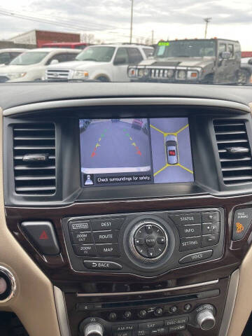 2016 Nissan Pathfinder Platinum