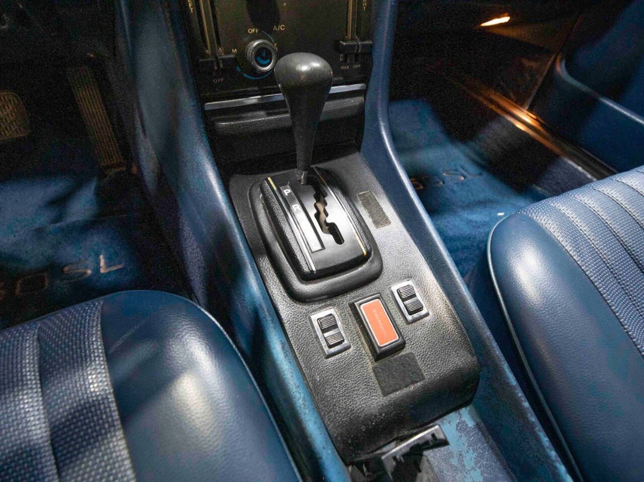 1977 Mercedes-Benz 450 SL 39