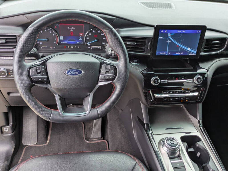 2022 Ford Explorer ST-Line