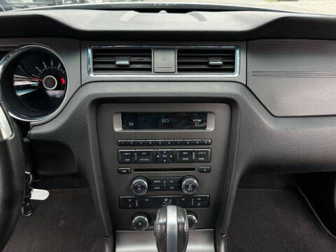 2013 Ford Mustang V6