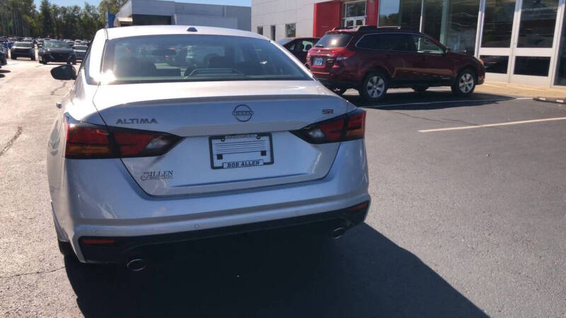 2025 Nissan Altima 2.5 SR