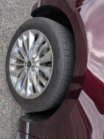 2024 Ford Edge Titanium