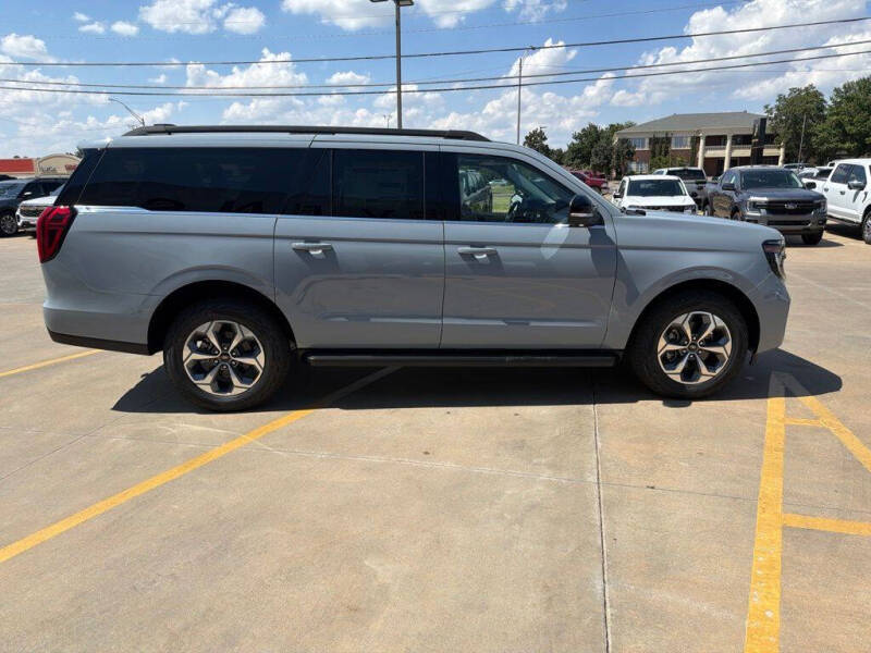 2027 Ford Expedition MAX Active