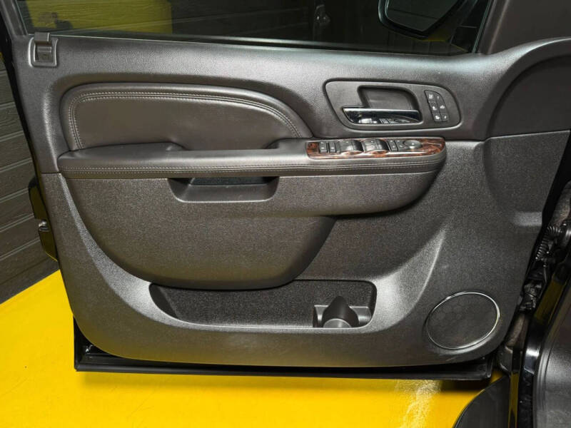 2010 GMC Yukon XL Denali