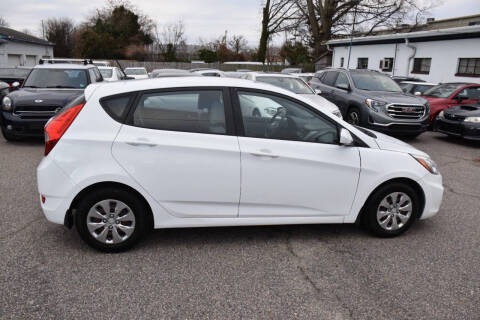 2017 Hyundai Accent SE