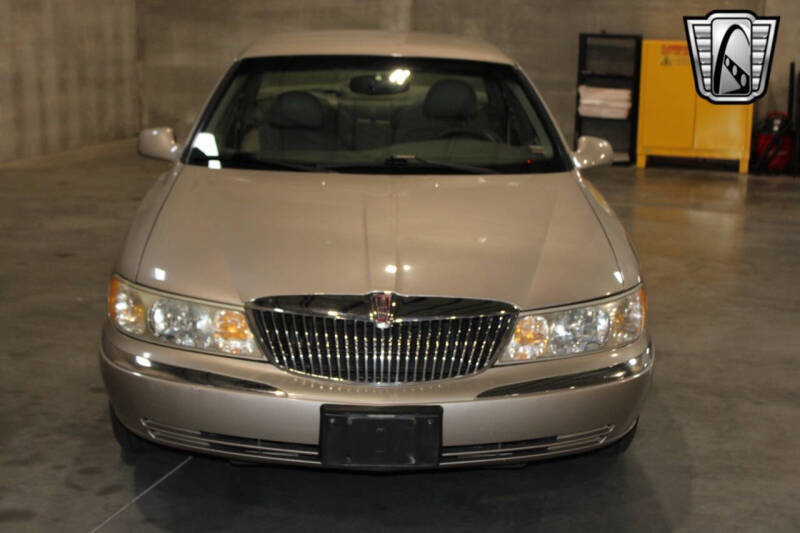 1999 Lincoln Continental