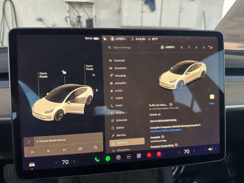 2021 Tesla Model 3 Standard Range Plus