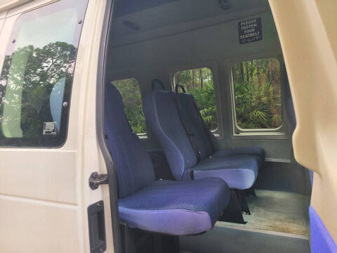 2009 Ford E-Series E-250 SD