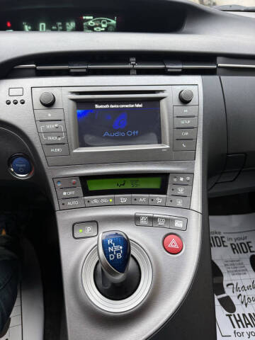 2015 Toyota Prius Three