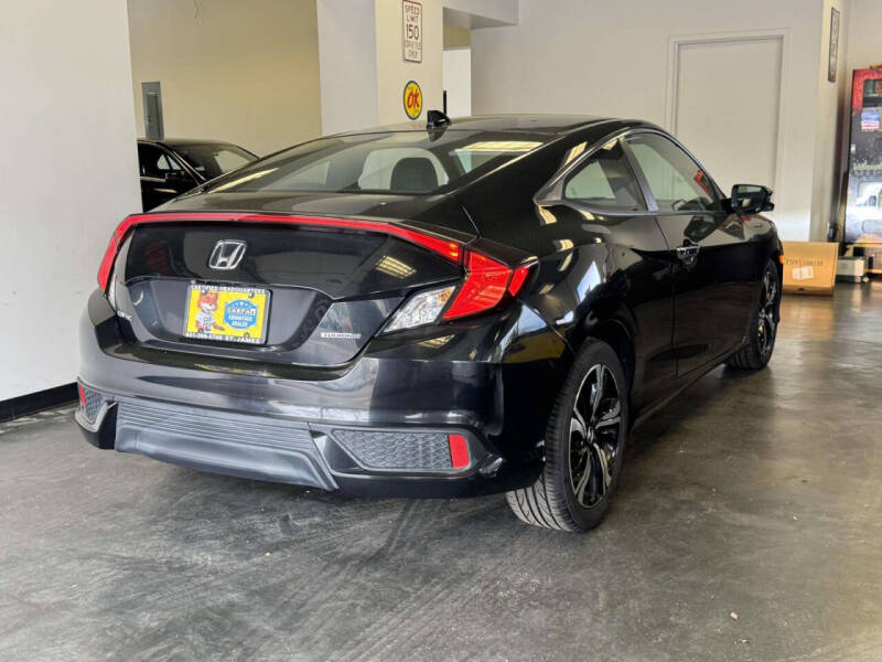 2017 Honda Civic Touring