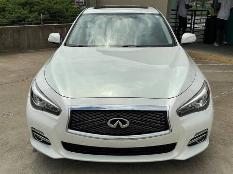 2015 Infiniti Q50