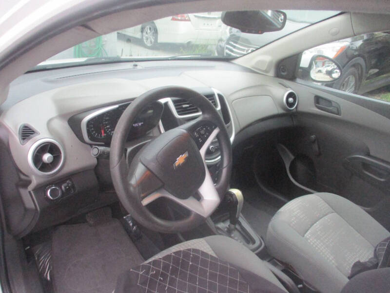 2017 Chevrolet Sonic LT Auto Fleet