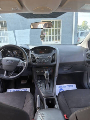 2017 Ford Focus SE