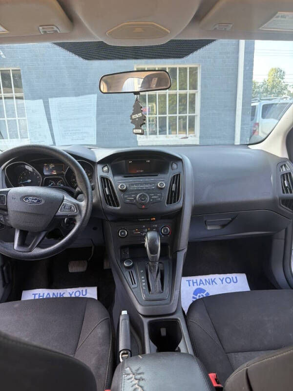 2017 Ford Focus SE