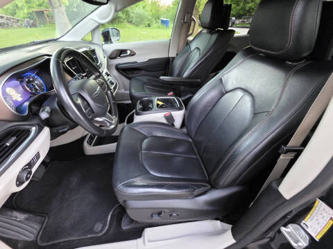 2019 Chrysler Pacifica Touring L Plus