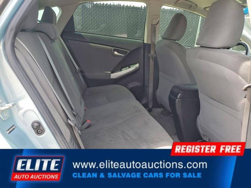 2012 Toyota Prius Two