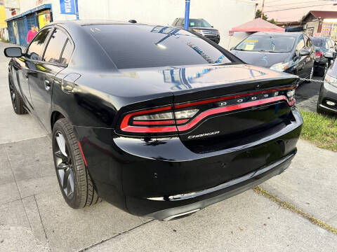 2019 Dodge Charger SXT